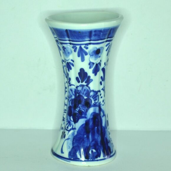 Beautiful Hand Painted Blue Delft Small Vase Vintage Room Decor - Picture 1 of 7
